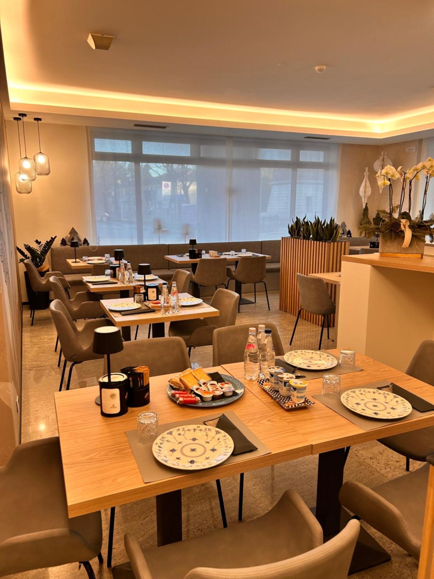 Hotel Centrale Resana Ngoại thất bức ảnh